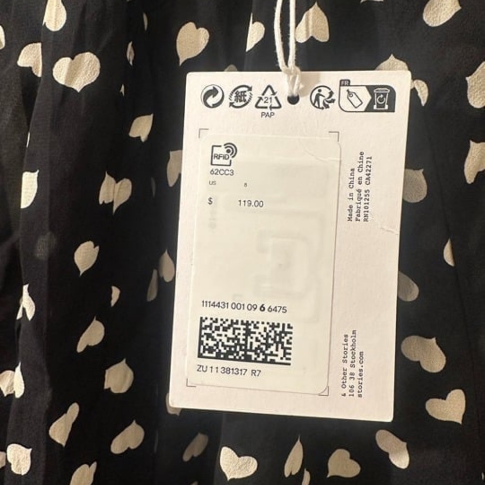 & Other Stories - Black Long Sleeve Blouse w/ White Hearts Pattern (NWT), Size 8 - Picture 4 of 7